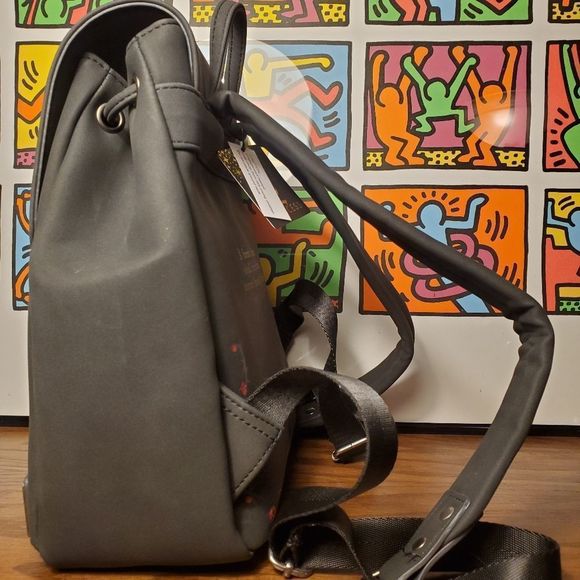 Loungefly backpack - Picture 2 of 3